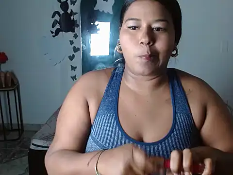 Ebony luna online show from 10.29.25