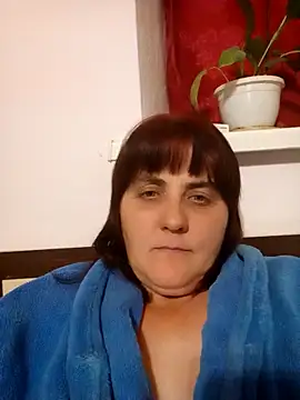 Snapshot of Sonya-35 chatting on 10.04.25 Sonya-35 online show from 10.04.25