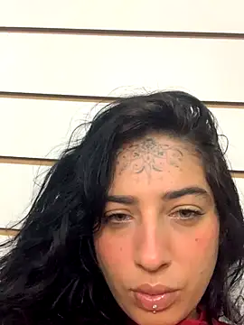 Snapshot of amywinebr69 chatting on 10.24.25 amywinebr69 online show from 10.24.25