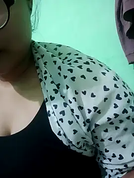 Ammiiie online show from 10.02.25