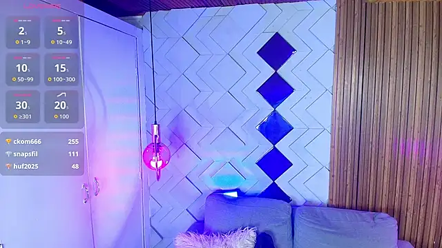 Snapshot of Matti_sofia_ chatting on 10.17.25 Matti sofia online show from 10.17.25