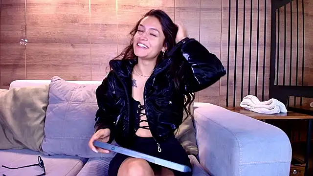 Matti sofia  online show from 02.19.26