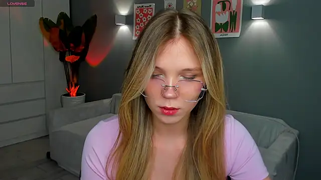 linakorvin online show from 11.10.25