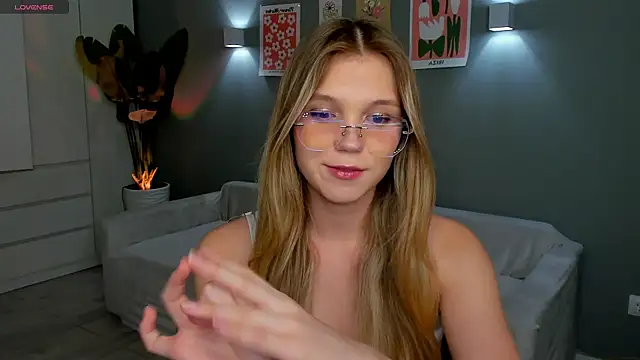 linakorvin online show from 11.15.25