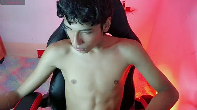 Snapshot of Im_david02 chatting on 10.16.25 Im david02 online show from 10.16.25