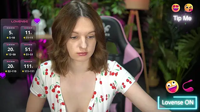 xoxo molly online show from 12.18.25