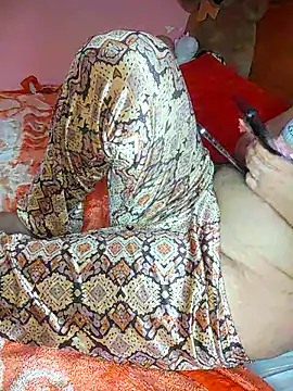 Snapshot of Rihame07 chatting on 10.06.25 Rihame07 online show from 10.06.25