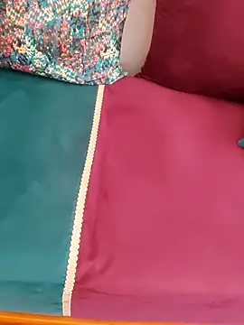 Snapshot of Rihame07 chatting on 10.17.25 Rihame07 online show from 10.17.25