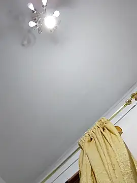 Snapshot of Rihame07 chatting on 10.17.25 Rihame07 online show from 10.17.25