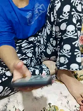 Snapshot of Rihame07 chatting on 11.10.25 Rihame07 online show from 11.10.25