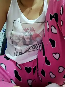 Snapshot of Rihame07 chatting on 11.15.25 Rihame07 online show from 11.15.25