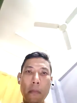 Snapshot of Butohkembang chatting on 10.09.25 Butohkembang online show from 10.09.25