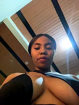 Itanydiorr online show from 10.15.25