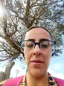 Jade 1-9 online show from 10.21.25