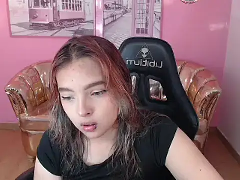 mia foster t online show from 10.07.25