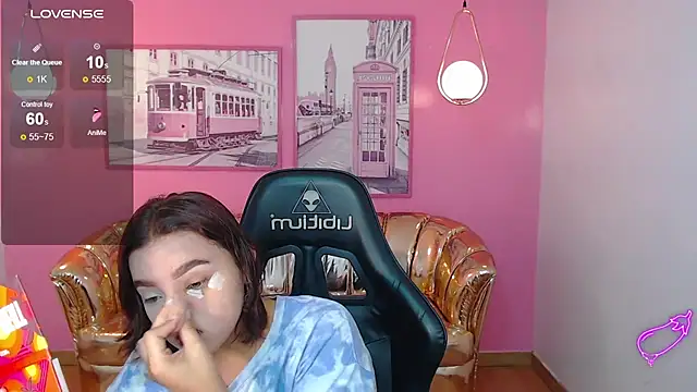 mia foster t online show from 11.20.25