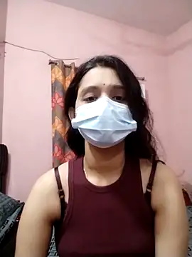 Snapshot of night_queeen7 chatting on 10.13.25 night queeen7 online show from 10.13.25