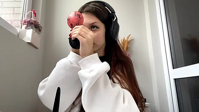 Nayra flash online show from 10.10.25