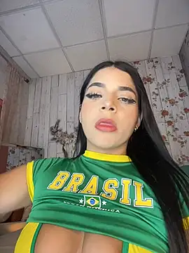 Snapshot of ArieliciousXXX chatting on 04.23.26 ArieliciousXXX online show from 04.23.26