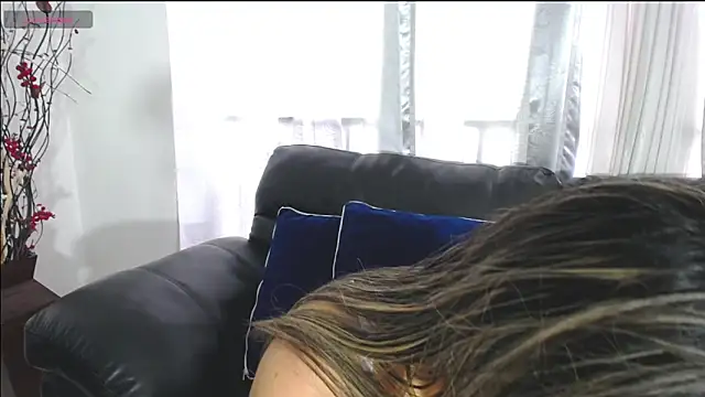 Snapshot of sweet_christtydiaz chatting on 11.05.25 sweet christtydiaz online show from 11.05.25