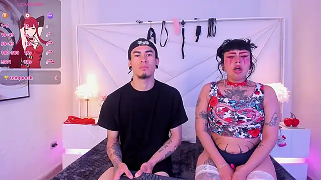 Snapshot of conjuring_ chatting on 10.19.25 conjuring online show from 10.19.25