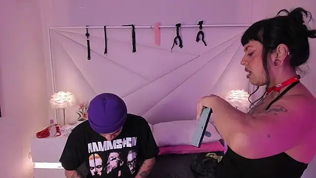 Snapshot of conjuring_ chatting on 11.17.25 conjuring online show from 11.17.25