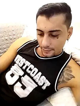 gooddboy01 online show from 10.17.25