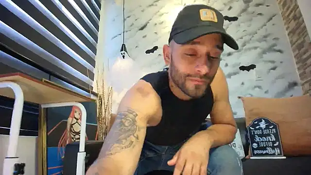 Max Miller S online show from 10.22.25