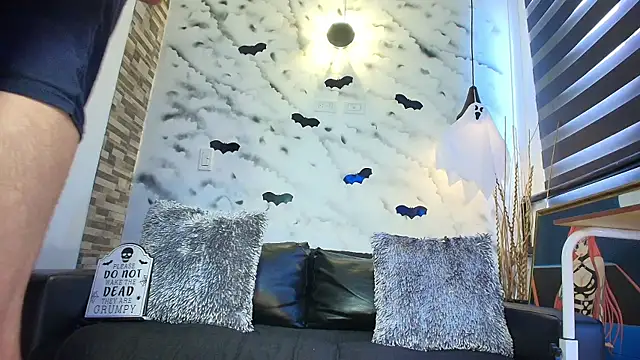 Max Miller S online show from 10.29.25