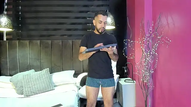 Lobo sex21 online show from 10.17.25