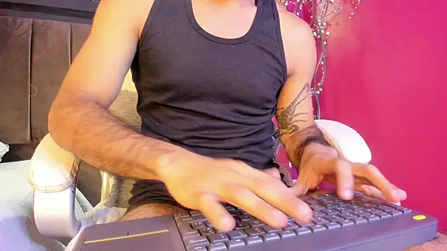 Lobo sex21 online show from 10.21.25