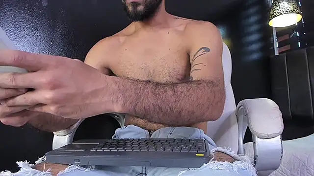 Lobo sex21 online show from 11.01.25