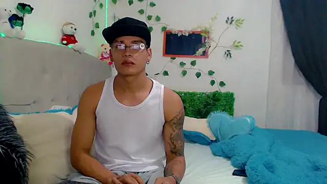Piliphe latin online show from 10.02.25