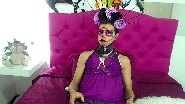 Snapshot of Patrick-Rios chatting on 11.02.25 Patrick-Rios online show from 11.02.25