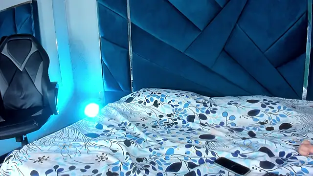 Snapshot of GisellTorres36 chatting on 11.12.25 GisellTorres36 online show from 11.12.25