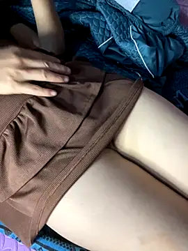 Snapshot of Domita-cool chatting on 10.31.25 Domita-cool online show from 10.31.25