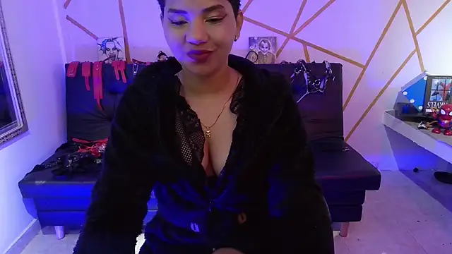 Snapshot of ise_lunny chatting on 10.18.25 ise lunny online show from 10.18.25