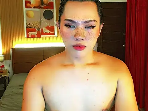 Snapshot of fallinLunaxX chatting on 10.18.25 fallinLunaxX online show from 10.18.25