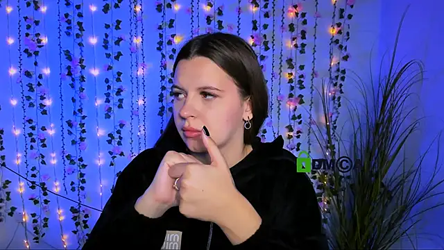 ricky kiss  online show from 10.05.25