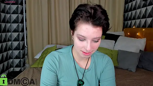 Sara Frayer online show from 11.24.25