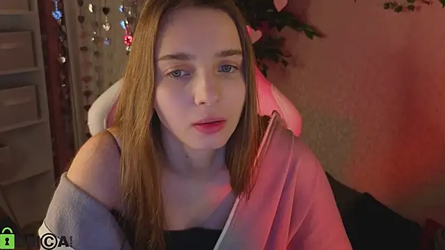 L1na Reeds online show from 02.12.26