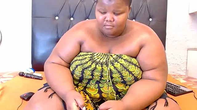 Snapshot of LadyBear2002 chatting on 02.09.26 LadyBear2002 online show from 02.09.26