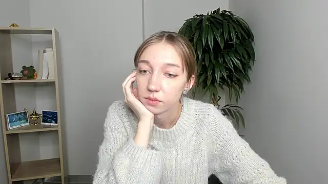 CherrySteffel online show from 10.04.25
