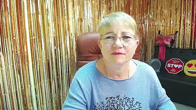 lunarossa  online show from 10.07.25