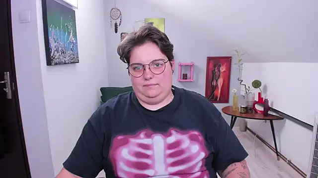 IvyRhodes online show from 10.02.25