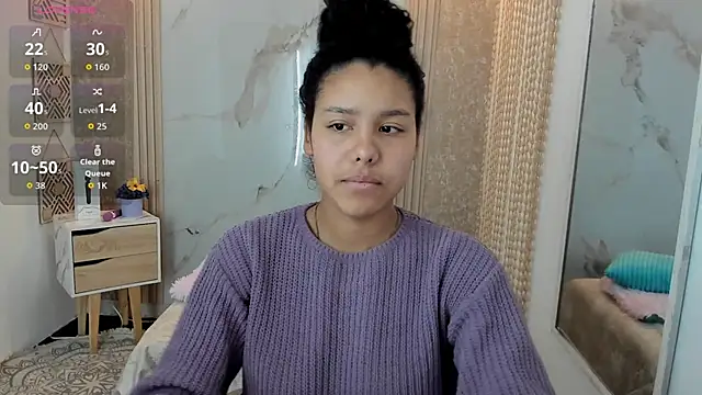 Snapshot of AriaVega chatting on 02.01.26 AriaVega online show from 02.01.26