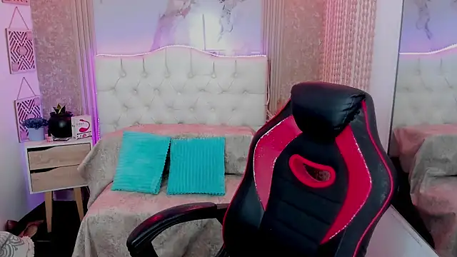 Snapshot of AriaVega chatting on 03.02.26 AriaVega online show from 03.02.26