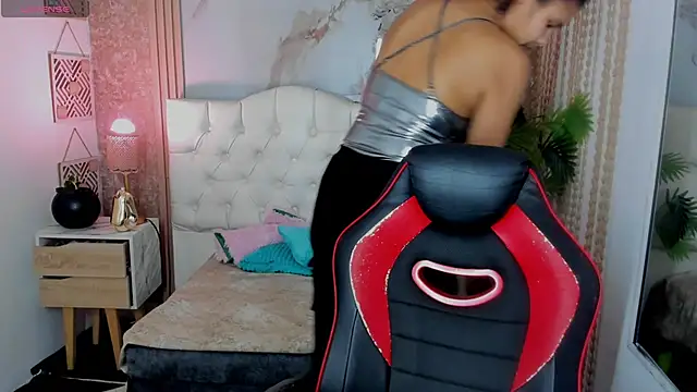 AriaVega online show from 04.01.26