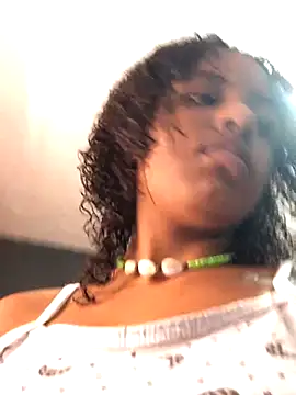 Snapshot of Lorennapires chatting on 10.27.25 Lorennapires online show from 10.27.25