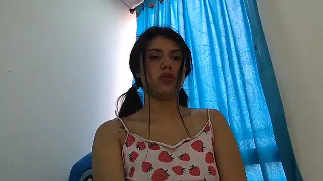 caramel doll   online show from 05.16.26